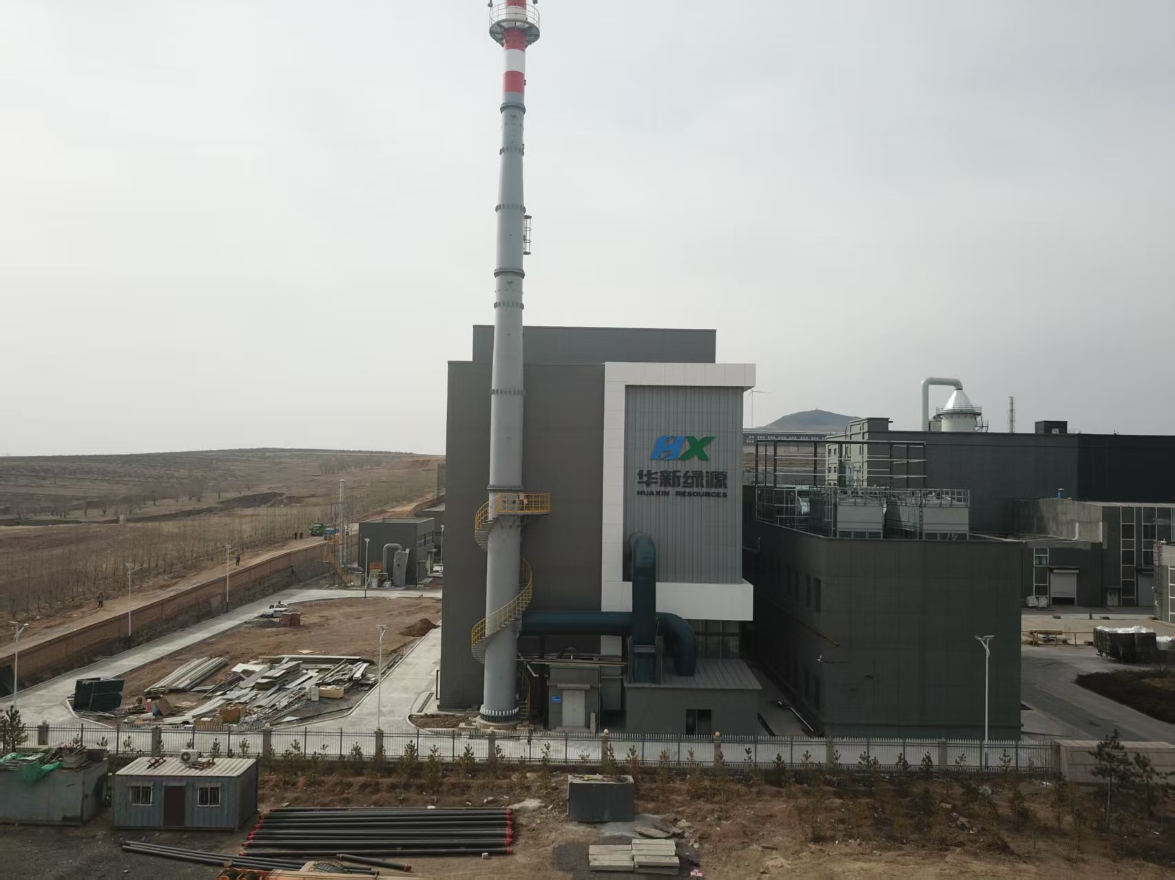 内蒙古华新蒙正固体废弃物处置有限公司-焚烧车间.jpg